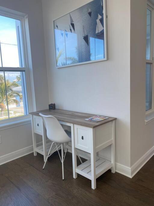 Luxurious Modern Townhouse Right Across Beach!! Table Tennis St. Pete Beach Luaran gambar