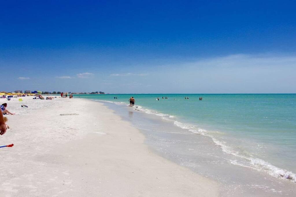 Luxurious Modern Townhouse Right Across Beach!! Table Tennis St. Pete Beach Luaran gambar