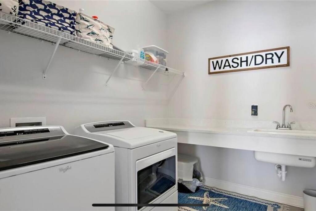 Luxurious Modern Townhouse Right Across Beach!! Table Tennis St. Pete Beach Luaran gambar