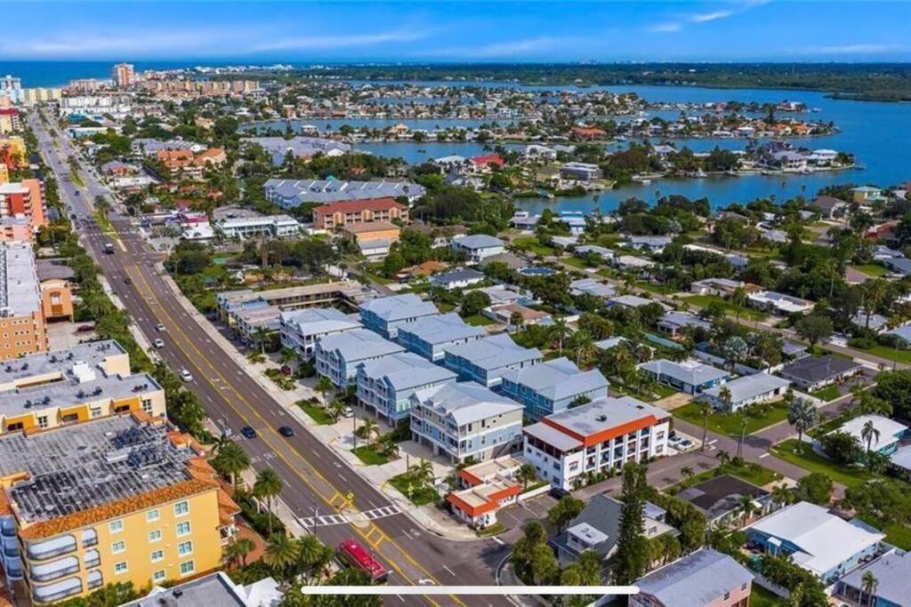 Luxurious Modern Townhouse Right Across Beach!! Table Tennis St. Pete Beach Luaran gambar